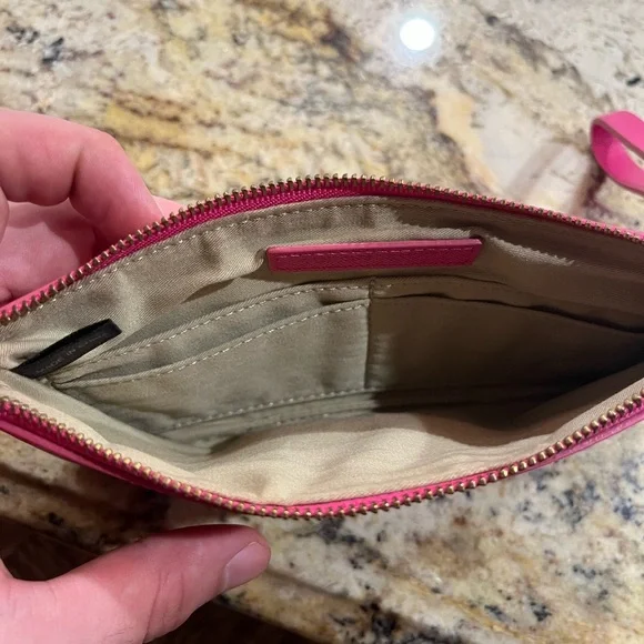 Cynthia Rowley Wristlet - Picture 2 of 3